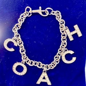 🦄⭐️COACH GORGEOUS SILVER CRYSTAL CHARM BRACELET NWOT EYE CATCHING